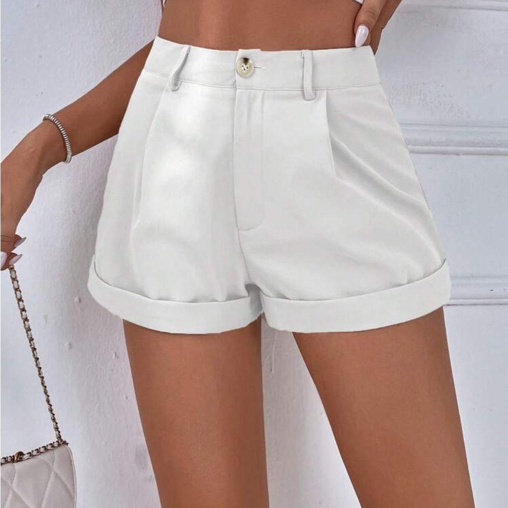 SHEIN Elegant White High-Waist Shorts
